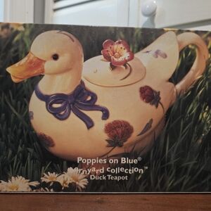 Lenox Poppies On Blue Duck Teapot - Barnyard Collection
